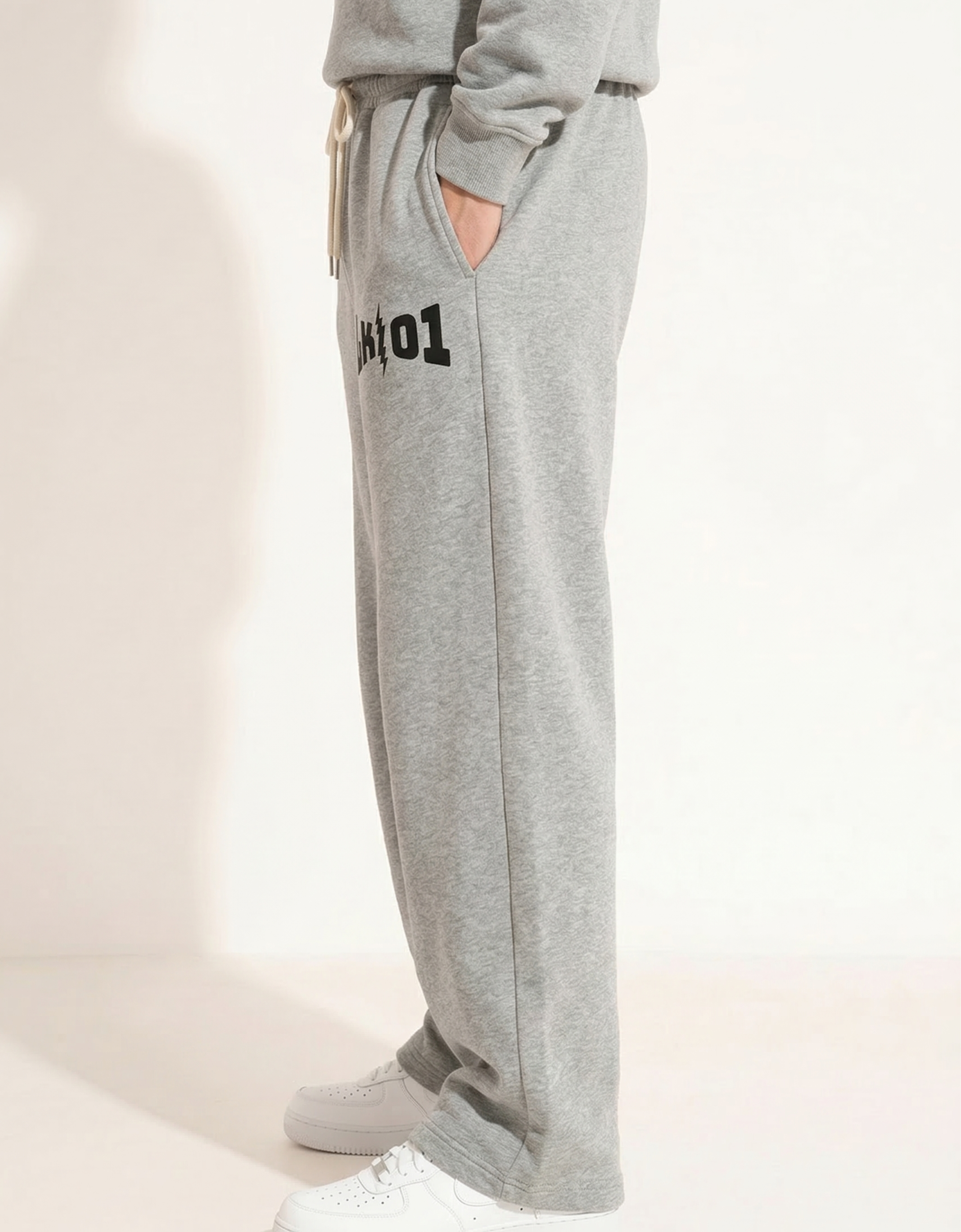 LK01 Relaxed Sweatpants