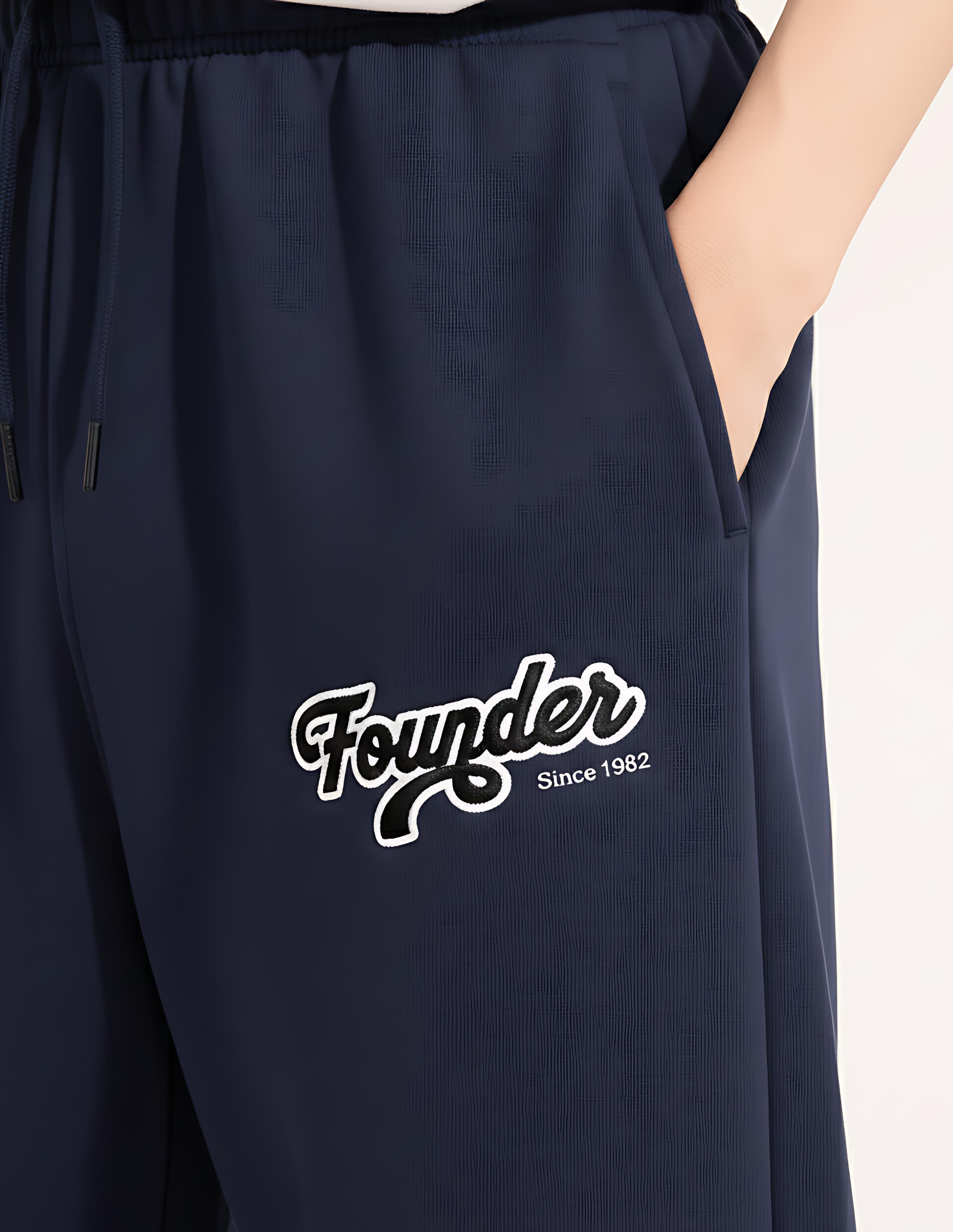 Founder Wide-Leg Joggers